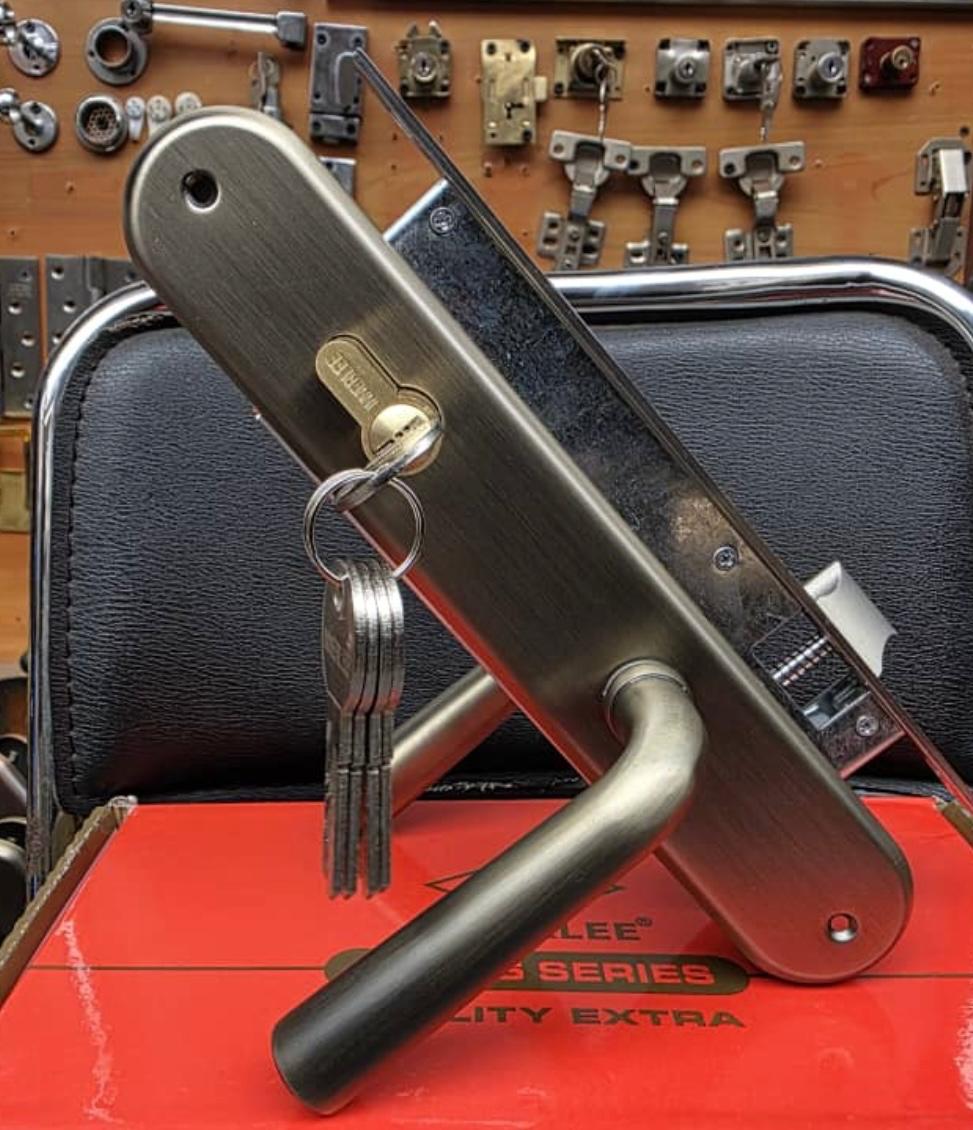 Jimmi-Proof Deadlock